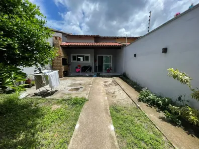 Casa com 2 Quartos à venda, 85m² no Urucunema, Eusébio