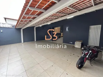 Sobrado com 4 Quartos para venda ou aluguel, 278m² no Vigilato Pereira, Uberlândia