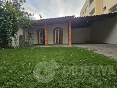 Casa com 6 Quartos para alugar, 380m² no Saraiva, Uberlândia