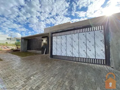 Casa com 3 Quartos à venda, 205m² no Jardim Flora II, Campo Mourão