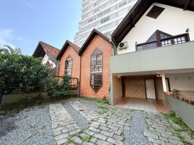Sobrado com 2 Quartos para alugar, 150m² no Praia Brava de Itajaí, Itajaí