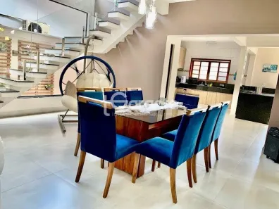 Casa de Condomínio com 4 Quartos à venda, 384m² no Mar Verde II, Caraguatatuba