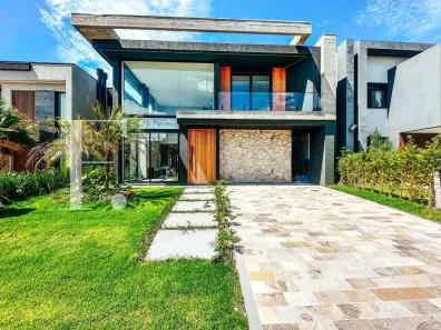 Sobrado com 4 Quartos à venda, 242m² no Remanso, Xangri-lá