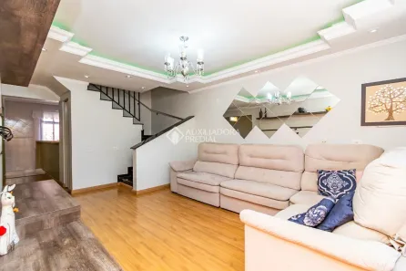 Sobrado com 4 Quartos à venda, 185m² no Jardim das Américas, Curitiba