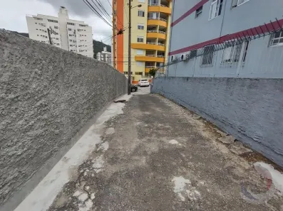 Lote/Terreno à venda, 621m² no Trindade, Florianópolis