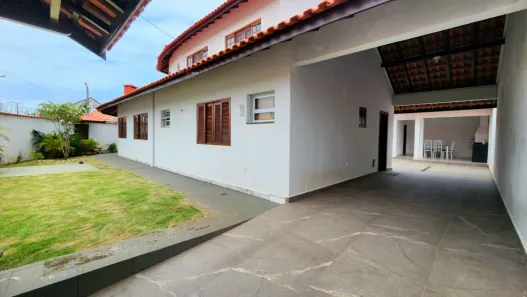 Sobrado com 5 Quartos à venda, 267m² no Parque Turistico, Peruíbe