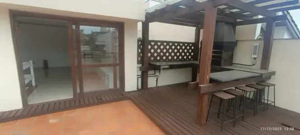 Apartamento com 2 Quartos para alugar, 75m² no Auxiliadora, Porto Alegre