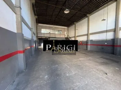 Galpão/Depósito/Armazém para alugar, 930m² no São João, Porto Alegre