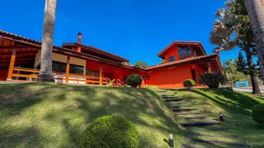 Fazenda/Sítio com 6 Quartos à venda, 650m² no Estância Guararema, Guararema