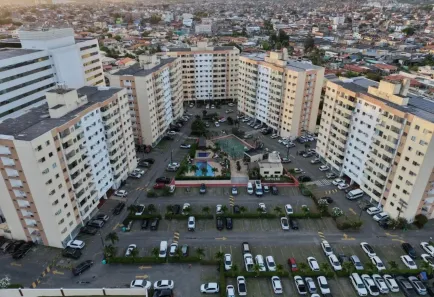 Apartamento com 2 Quartos para alugar, 54m² no Centro, Lauro de Freitas