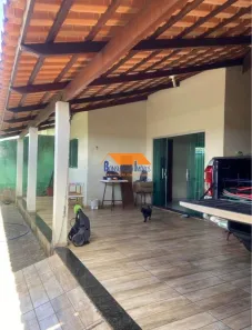 Casa com 4 Quartos à venda, 270m² no Aeroporto Industrial, Sete Lagoas