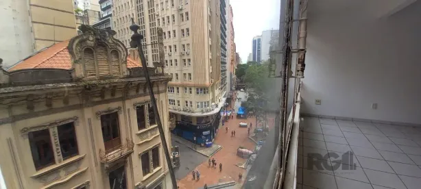 Sala Comercial para alugar, 80m² no Centro Histórico, Porto Alegre