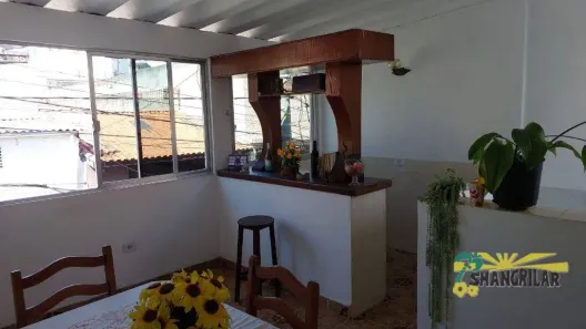 Casa com 2 Quartos à venda, 130m² no Taboão, Diadema