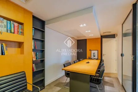 Sala Comercial à venda, 75m² no Centro Histórico, Porto Alegre