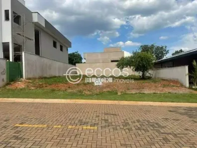 Lote/Terreno à venda, 420m² no Jardim Inconfidência, Uberlândia
