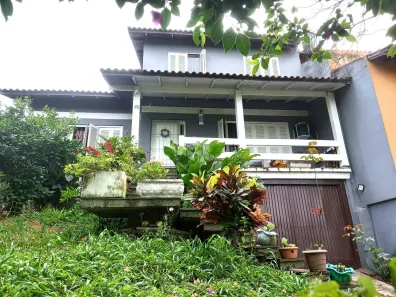 Casa com 5 Quartos à venda, 216m² no Vila Nova, Porto Alegre