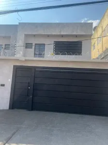 Sobrado com 3 Quartos à venda, 191m² no Jardim América, Goiânia