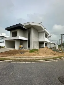 Casa com 4 Quartos à venda, 354m² no Parque Rodoviário, Campos dos Goytacazes