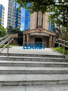 Sala Comercial para alugar, 100m² no Itaim Bibi, São Paulo