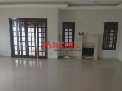 Sobrado com 3 Quartos à venda, 350m² no Urbanova, São José dos Campos