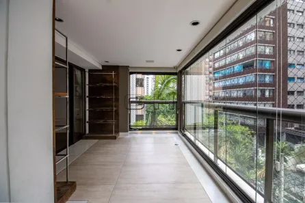 Apartamento com 3 Quartos para alugar, 227m² no Jardim Paulista, São Paulo