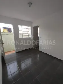 Casa com 1 Quarto para alugar, 40m² no Terceira Divisão de Interlagos, São Paulo
