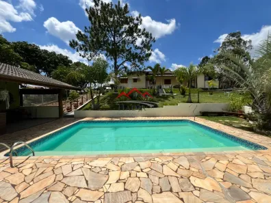 Fazenda/Sítio com 4 Quartos à venda, 256m² no Caioçara, Jarinu