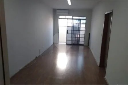 Galpão/Depósito/Armazém à venda, 830m² no Mooca, São Paulo