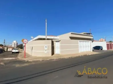 Casa com 3 Quartos à venda, 242m² no Centro, São Carlos