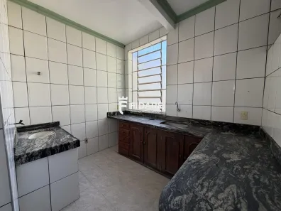 Sobrado com 3 Quartos para alugar, 75m² no Morrinhos, Montes Claros