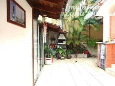 Casa com 2 Quartos à venda, 145m² no São Geraldo, Porto Alegre