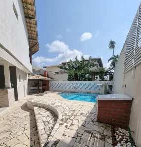 Casa de Condomínio com 4 Quartos à venda, 270m² no Buraquinho, Lauro de Freitas