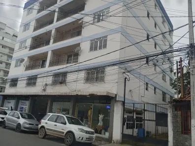 Apartamento com 4 Quartos para alugar, 164m² no Jardim Brasília, Resende