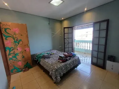 Casa com 3 Quartos à venda, 242m² no Jardim Josane, Sorocaba