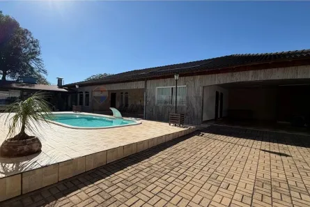 Casa com 4 Quartos à venda, 340m² no 14 de Novembro, Cascavel