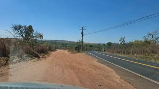 Fazenda/Sítio com 2 Quartos à venda, 16300m² no Setor Lagoa Quente, Caldas Novas