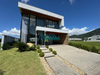 Casa com 4 Quartos à venda, 323m² no Pedra Branca, Palhoça