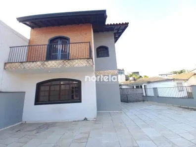 Sobrado com 3 Quartos à venda, 200m² no Jardim Regina, São Paulo