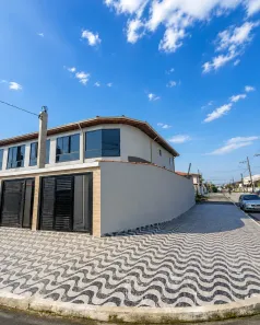 Casa de Condomínio com 2 Quartos à venda, 70m² no Sítio do Campo, Praia Grande