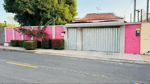 Casa com 4 Quartos à venda, 315m² no Santa Isabel, Teresina