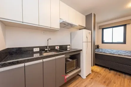 Apartamento com 1 Quarto para alugar, 17m² no Novo Mundo, Curitiba