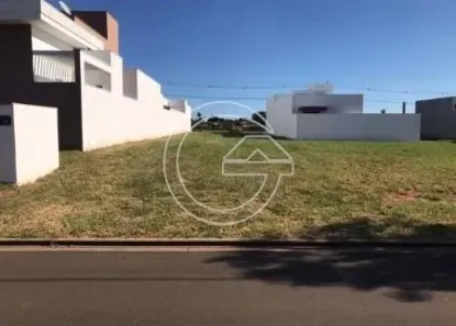 Lote/Terreno à venda, 282m² no Centro, Marília