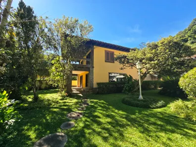 Casa com 12 Quartos à venda, 1000m² no Centro, Petrópolis