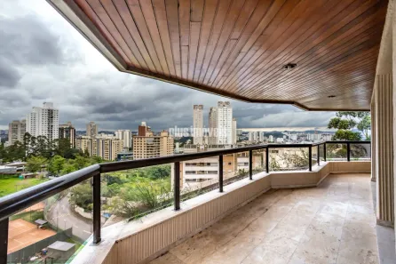 Apartamento com 3 Quartos à venda, 244m² no Vila Suzana, São Paulo