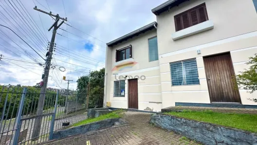 Casa de Condomínio com 2 Quartos para alugar, 75m² no Petrópolis, Novo Hamburgo