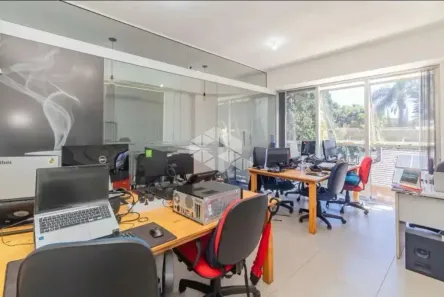 Sala Comercial à venda, 34m² no Boa Vista, Porto Alegre
