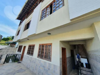 Casa com 4 Quartos à venda, 165m² no Pe Pequeno, Niterói