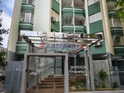 Apartamento com 3 Quartos para alugar, 97m² no Zona 03, Maringá