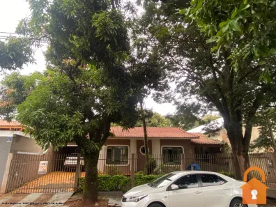 Casa com 3 Quartos para alugar, 312m² no Jardim São Pedro, Campo Mourão