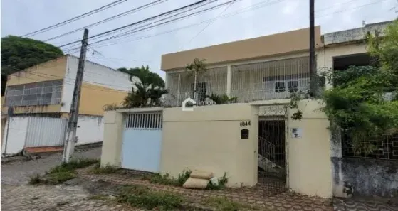 Casa com 5 Quartos à venda, 250m² no Barro Vermelho, Natal